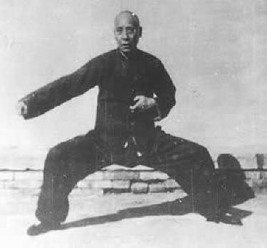 Chen Fake (1887–1957), que levou o estilo Chen para Pequim.