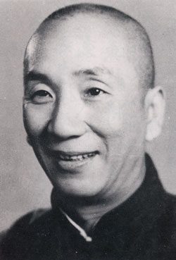 Ip Man (1893–1972), mestre de Wing Chun em Hong Kong.