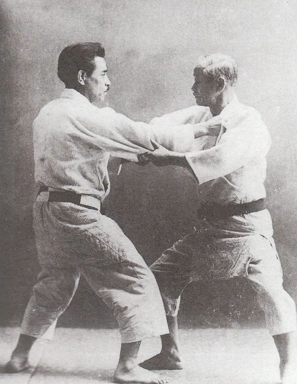 Jigorō Kanō e Kyūzō Mifune.
