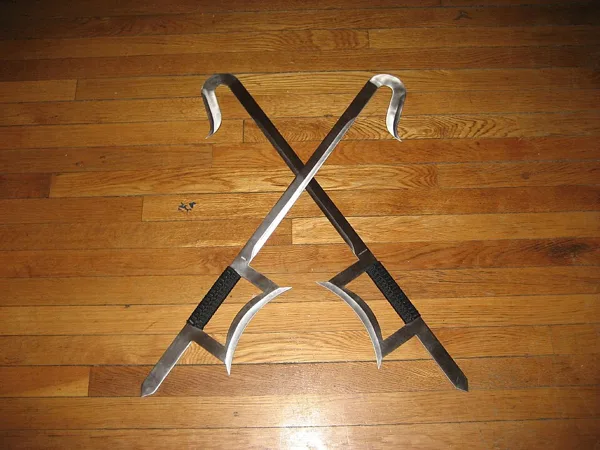 Espadas de gancho
