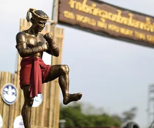 Nai Khanomtom