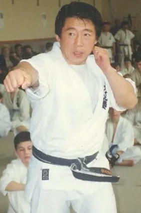 Takashi Azuma